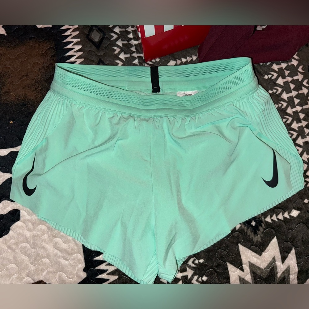 Nike AEROSWIFT shorts like new